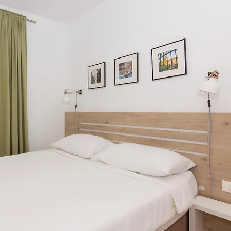 Casa Mia - & * Koper