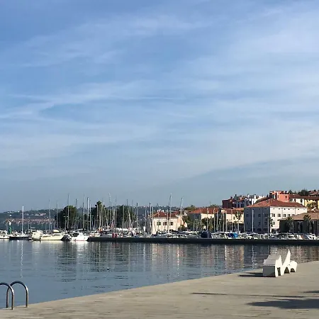 Casa Mia - & * Koper