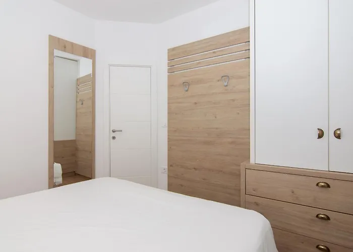 Casa Mia - & * Koper